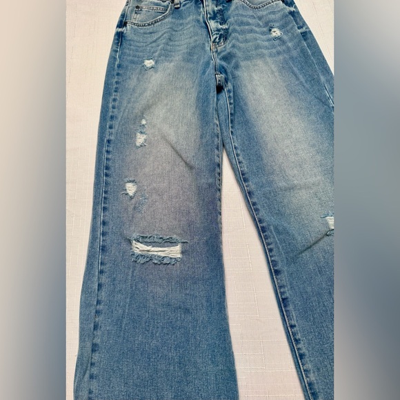 Circus NY high waist slouchy jean distressed 24 - Picture 5 of 9